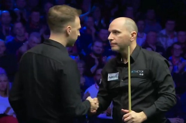 可以看到他 可以看到他