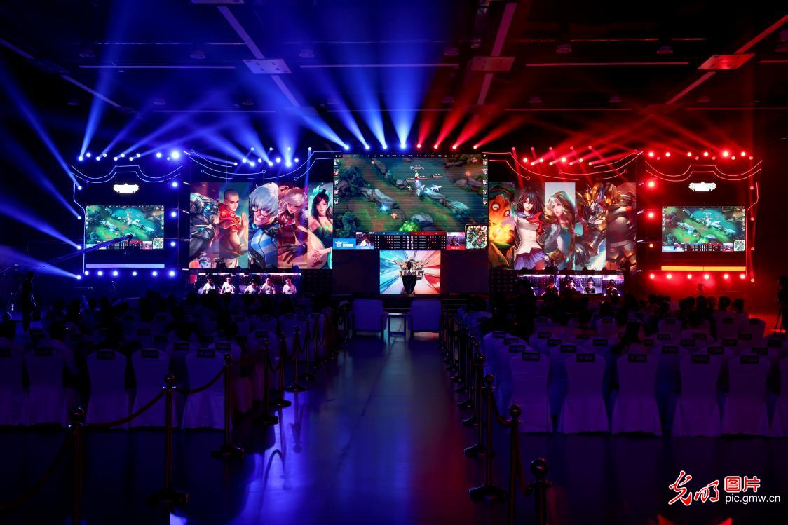 以团队为轴 以团队为轴